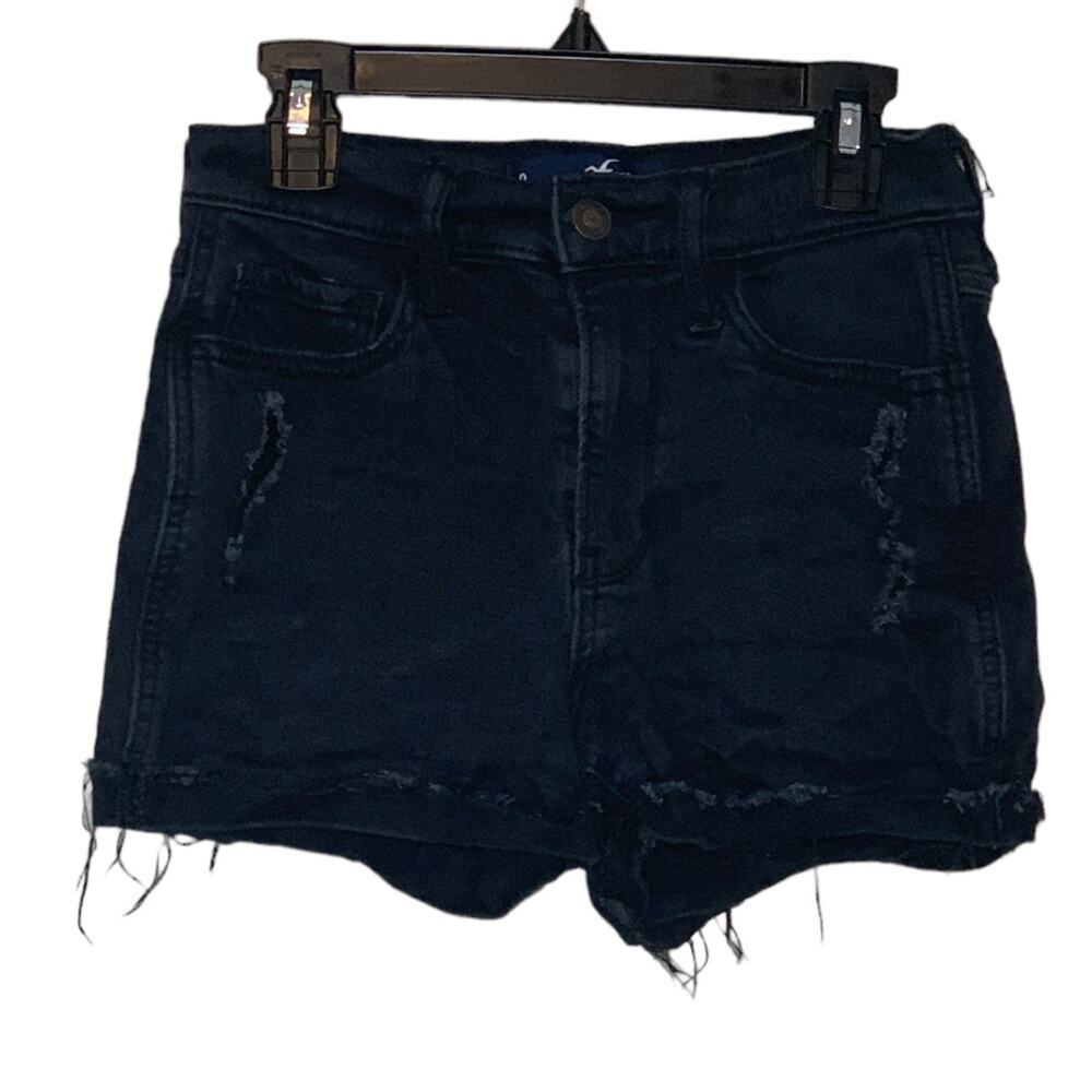 Hollister black stretch  high rise distressed short 3" size 0